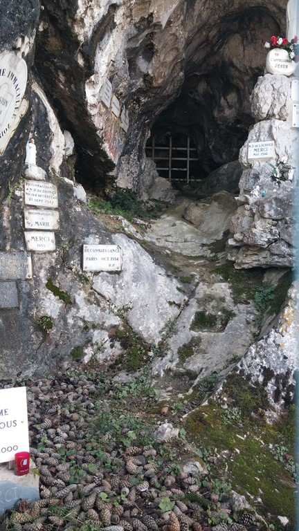 Grotte Notre Dame du Lac