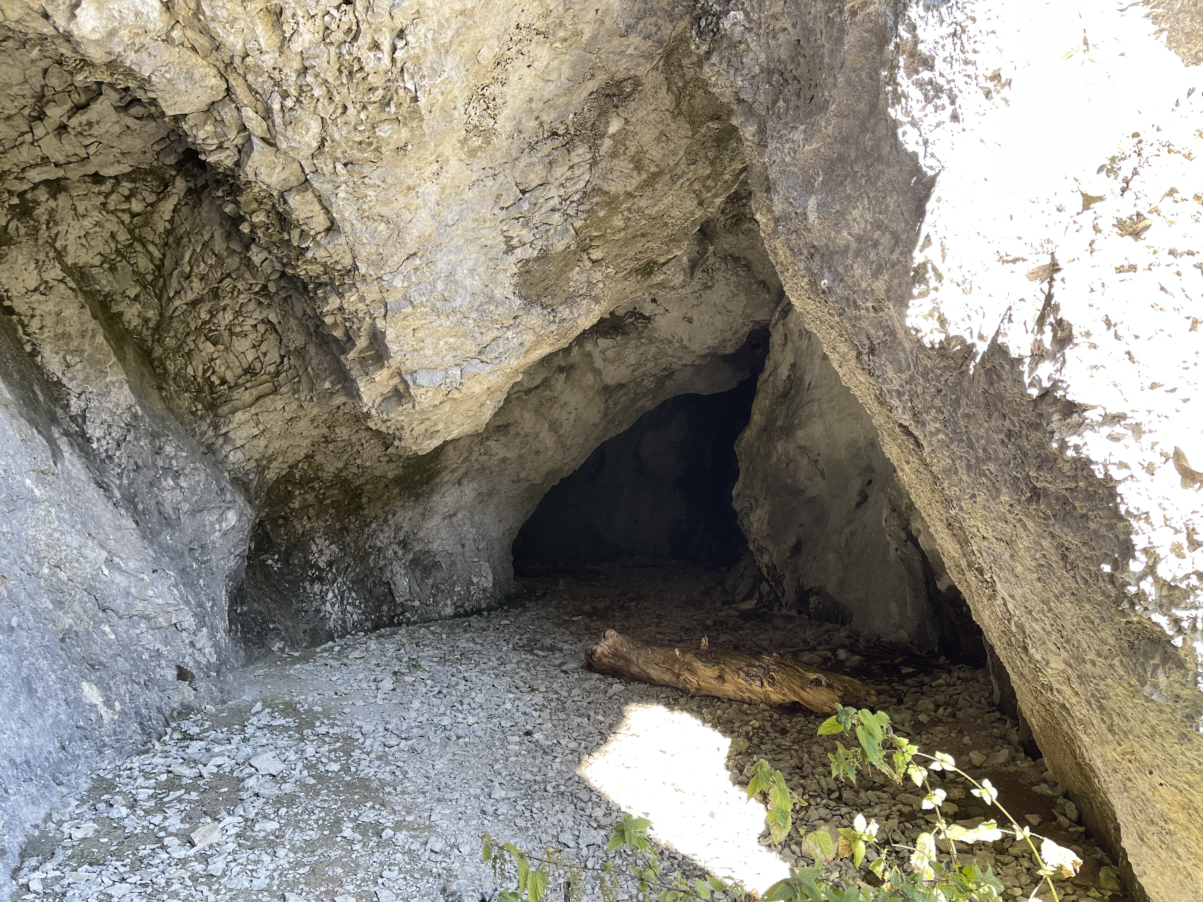 Grotte du Maquis